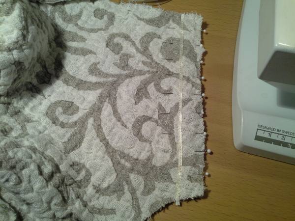 IL002 SCROLLS IVORY-NATURAL - 100% Linen