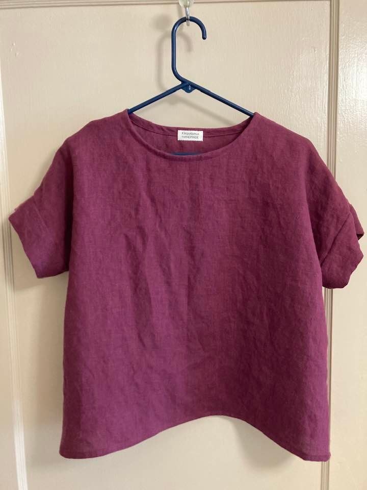 IL019 WILDCHERRY Softened 100% Linen Medium (5.3 oz/yd<sup>2</sup>)