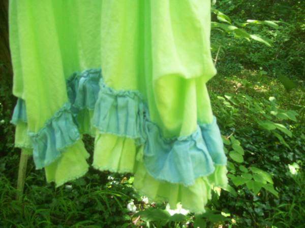 1C64 PISTACHIO GREEN Softened - 100% Linen