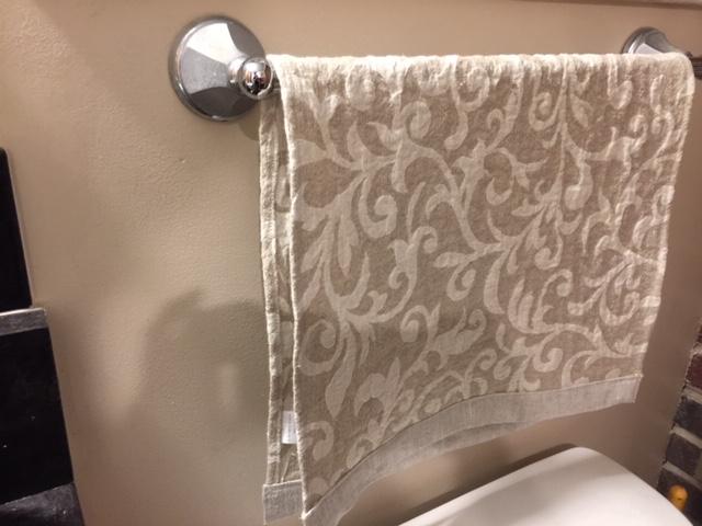 IL002 SCROLLS IVORY-NATURAL - 100% Linen