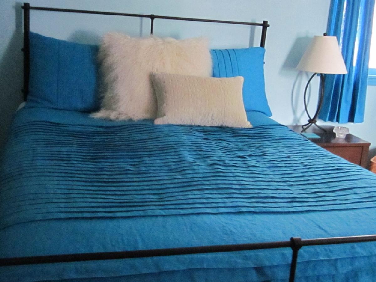 IL019 PACIFIC BLUE Softened - 100% Linen