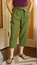 IL019    VINEYARD GREEN  FS Signature Finish 100% Linen Medium (5.3 oz/yd<sup>2</sup>)