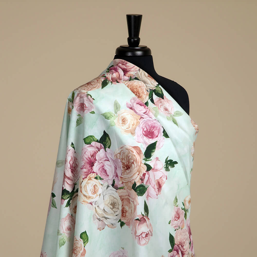 IC012 Poplin 100% Cotton Fabric Pale Aqua / Mlt Patricia Softened