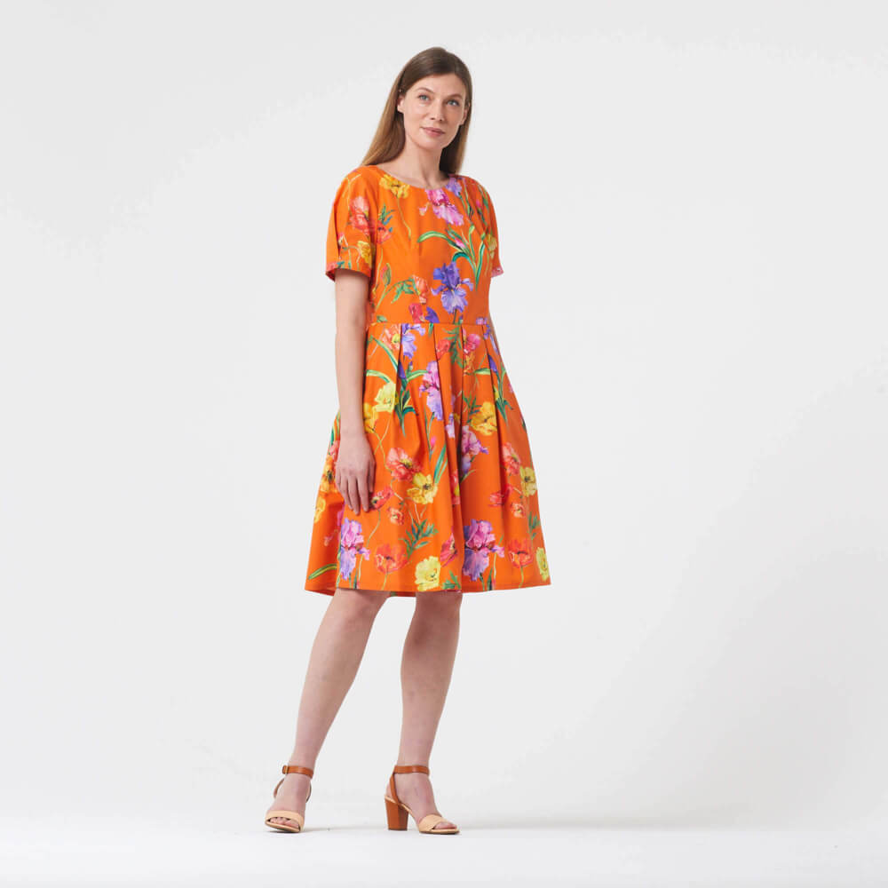 IC012 Poplin 100% Cotton Fabric Coral Rose / Mlt Barbara Softened