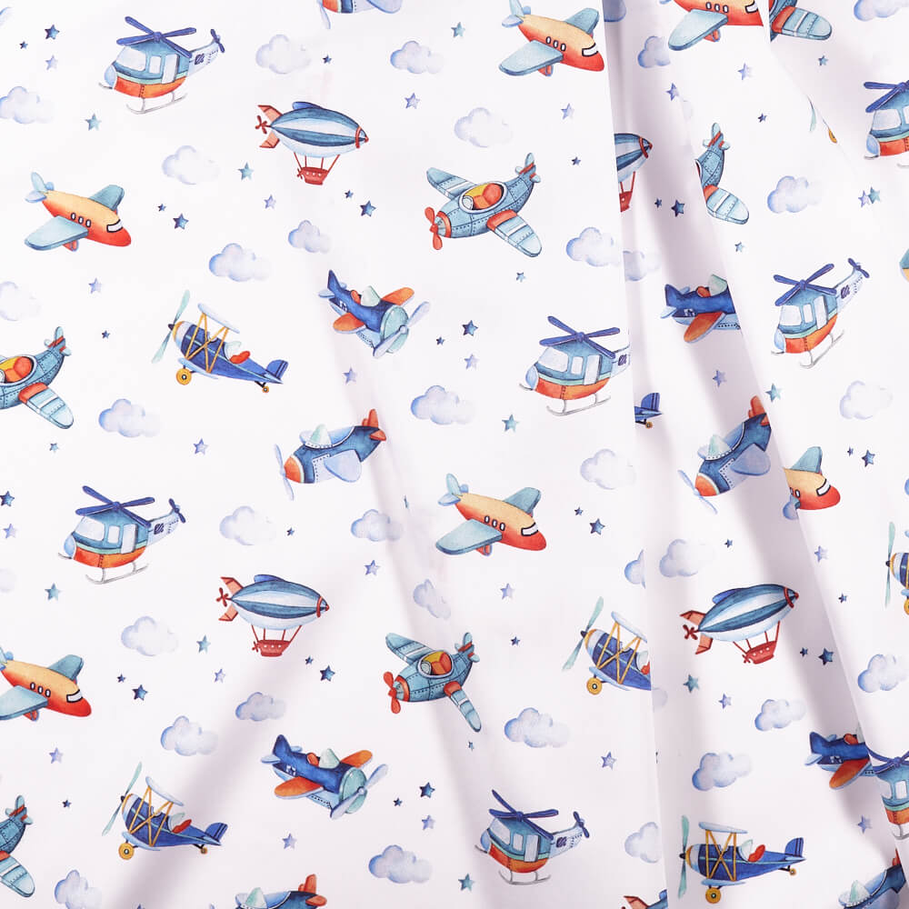 IC005 Percale White / Mlt Airplanes 100% Cotton Fabric